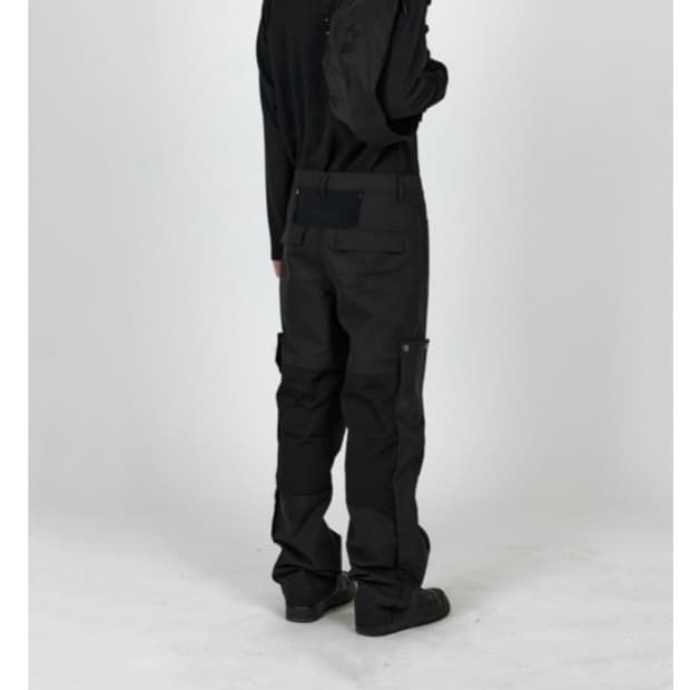 플라스틱프로덕트 - MPa MULTI PANEL CARGO PANTS