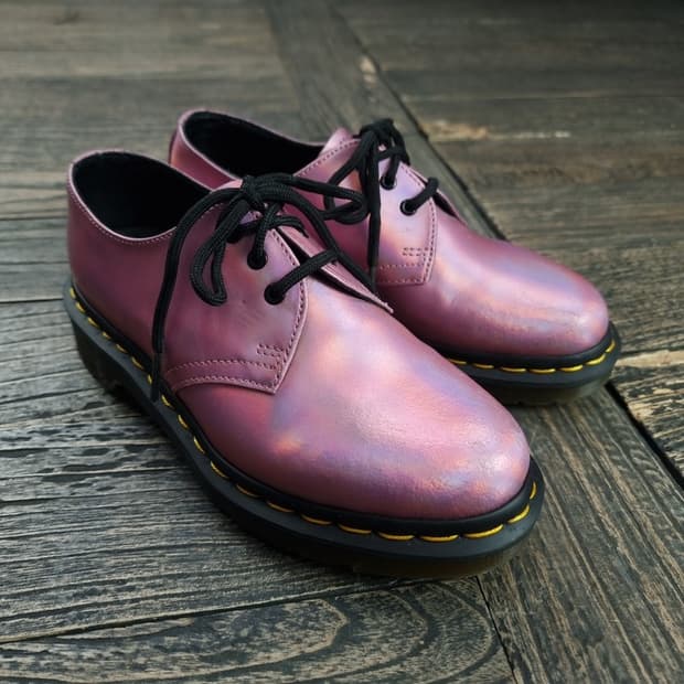 [닥터마틴] 1461 3홀 더비슈즈 아이스 메탈릭 멜로우핑크 M19381