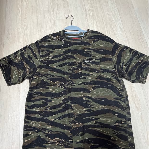 supreme 포켓반팔티 카모