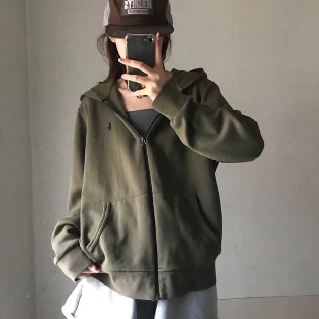 폴로 카키 후드집업