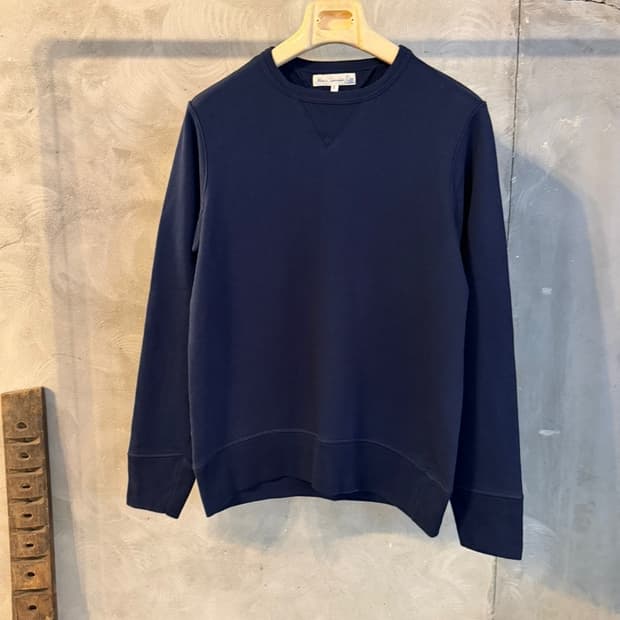 Merz.b.schwanen 메르츠비슈바넨 맨투맨 100