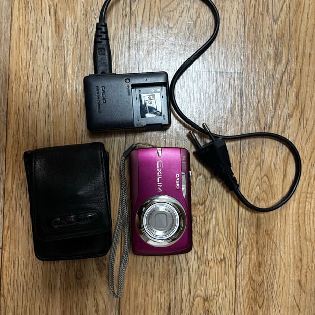 카시오 엑슬림 ex-z550 차정원 채영 디카 디지털카메라