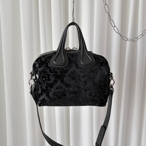 지방시 나이팅게일 벨벳 플로럴 숄더백