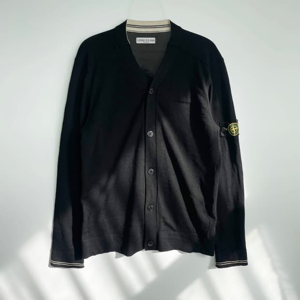 A2 스톤아일랜드 니트 가디건 105사이즈