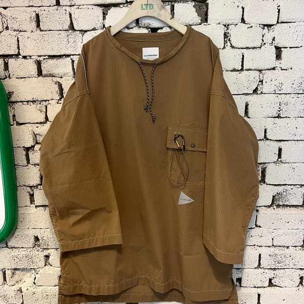 And wander 앤드원더 dry ripstop long fullove