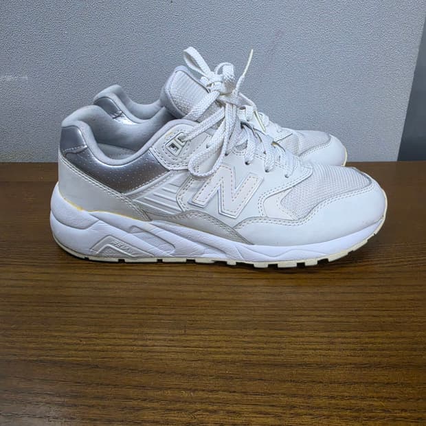 뉴발란스 580 올화이트 운동화