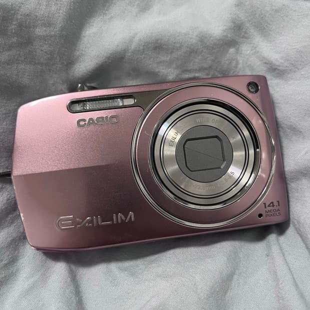 카시오 엑슬림 z2300 핑크 디카