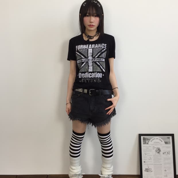Jpn Y2k Union Jack Studded Graphic Tee