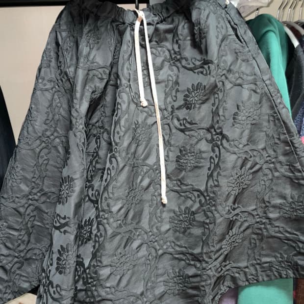 꼼데가르송 스커트