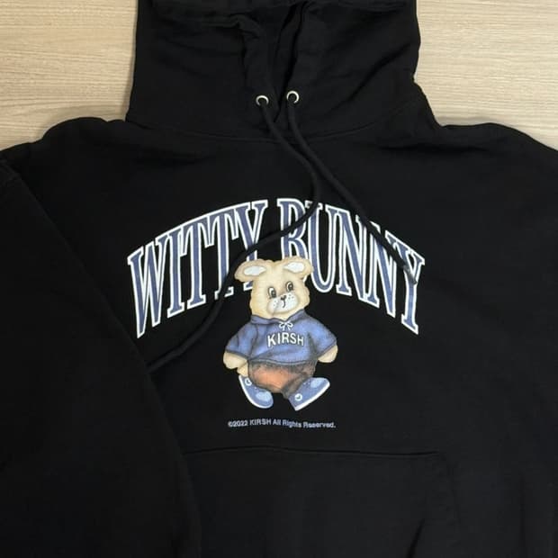 키르시 위티버니 후드티 블랙