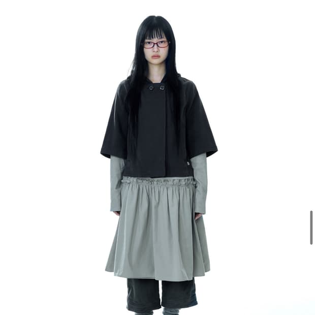 HOODED CAPRI JACKET CHARCOAL