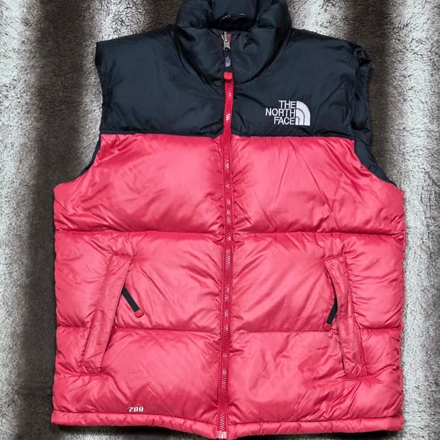 노스페이스 700 거위털 눕시 패딩조끼