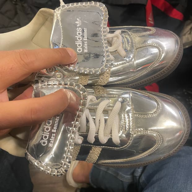 아디다스 웨일즈보너 삼바 실버 운동화245