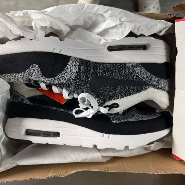 나이키 맥스 1  들 팝니다