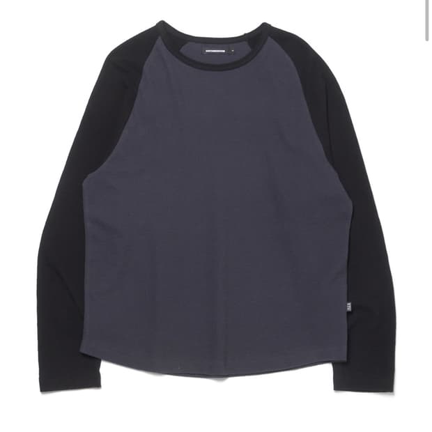 해칭룸 Raglan Tee Black/Blue Charcoal