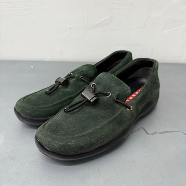 Prada suede toggle slipon loafers 프라다 로퍼