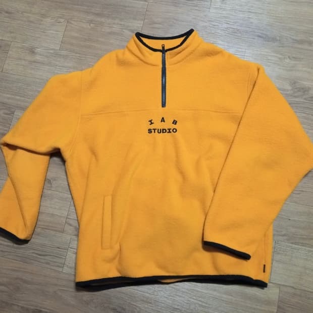 Iab 하프 집 풀오버 후리스 옐로우 판매합니다