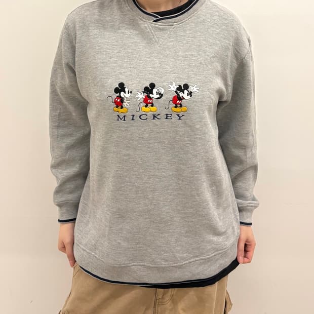 Disney미키 자수 맨투맨