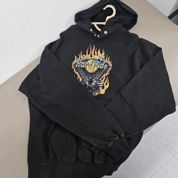 아웃스탠딩 후드 블랙 새상품