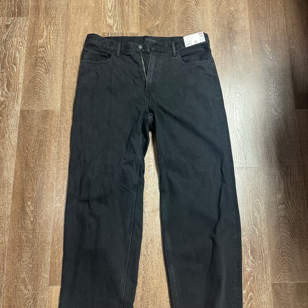 유니클로 와이드 스트레이트진 36 블랙 