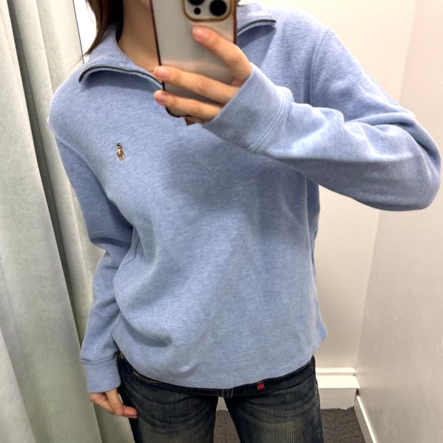 폴로 블루 반집업 니트