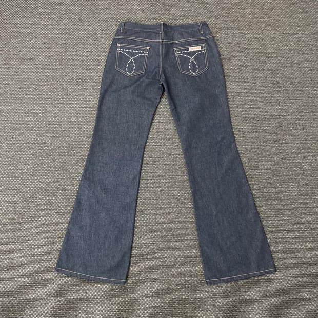 (28) 캘빈클라인 포켓 큐빅디테일 세미부츠컷 생지팬츠