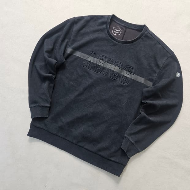 L 아식스 빅로고 블랙 맨투맨 0326Y