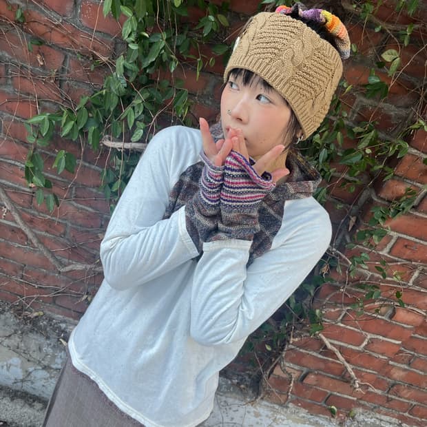 핸드워머 포인트 후드 롱슬리브