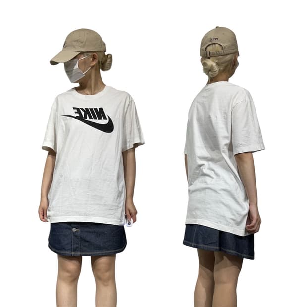나이키 화이트 블랙 빅 로고 반팔 티셔츠 M