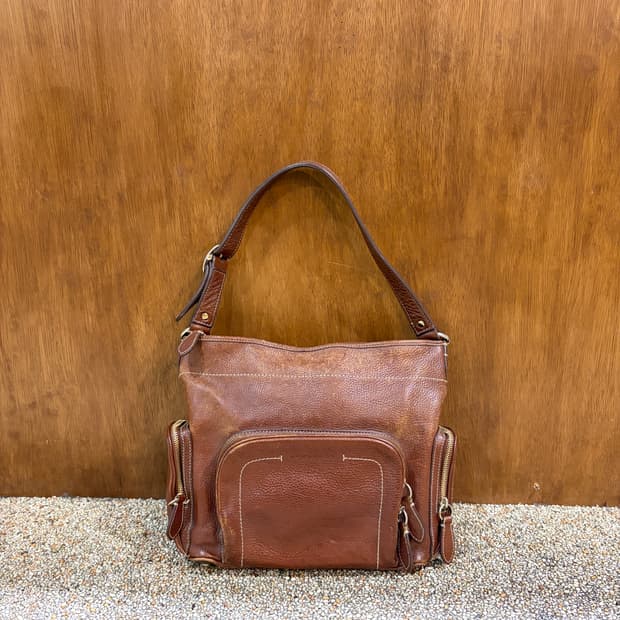 버버리 헤리티지 포켓 숄더백