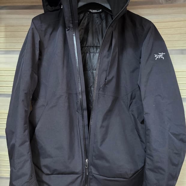 아크테릭스  아메스자켓  s 