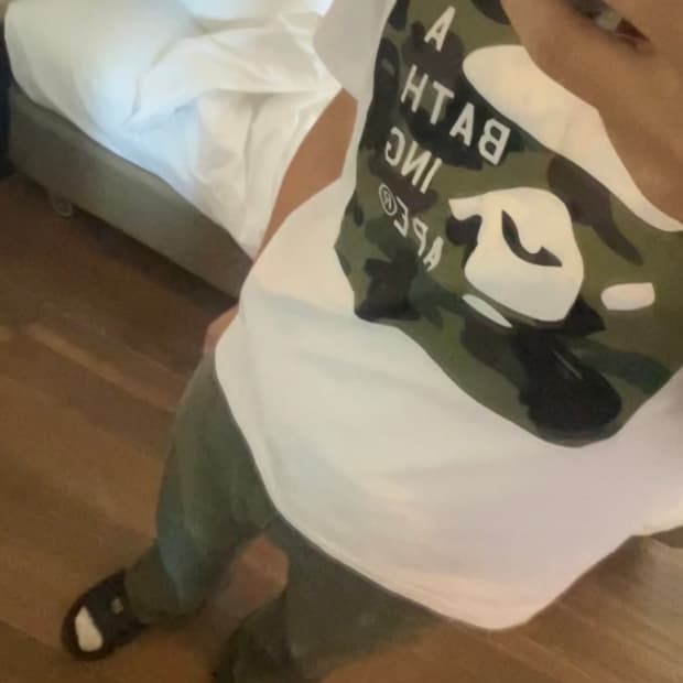 베이프 반팔