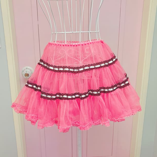 BODYLINE hotpink lace mini tutu skirt