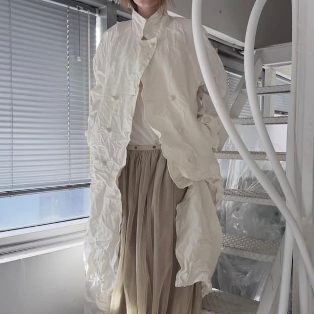 eonts  새제품 트렌치 판매합니다.