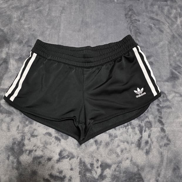(XS)여성 아디다스 레귤러 쇼츠 반바지