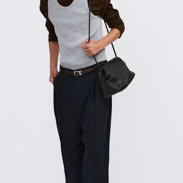 렉토 26SS 플루이드 턱 디테일 수트 팬츠 다크 네이비