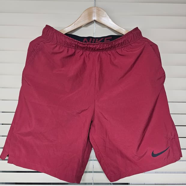 나이키 드라이핏 반바지 M
