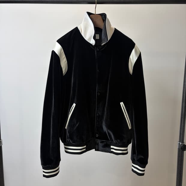 (XL) 롤링스튜디오 벨벳 바시티 자켓