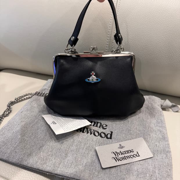 비비안웨스트우드 엠마 펄스백