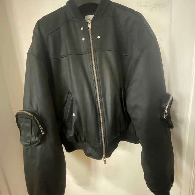 ANOTHERYOUTH 004-23 crop bomber - black