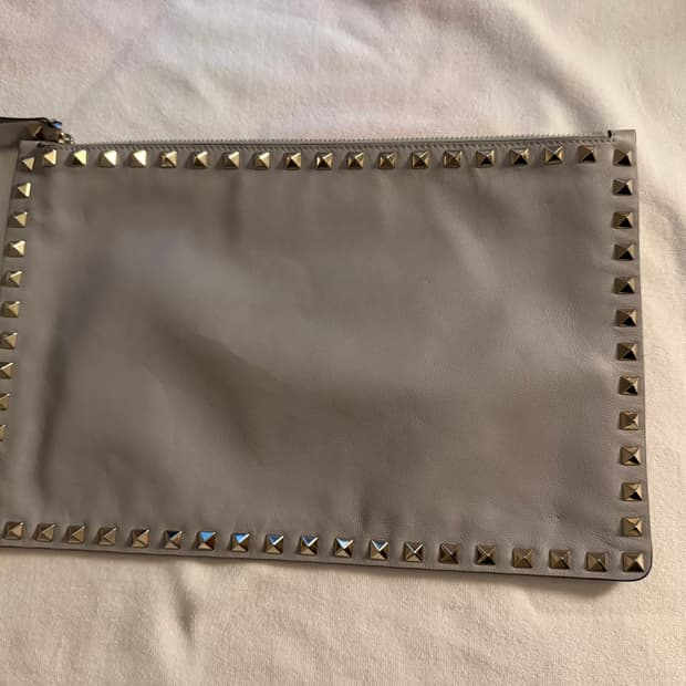 발렌티노 클러치