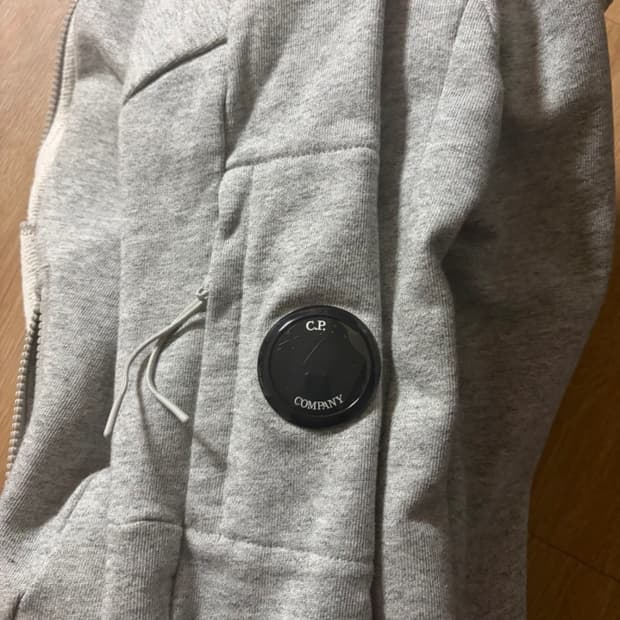 C.p컴퍼니  후드 집업 정품