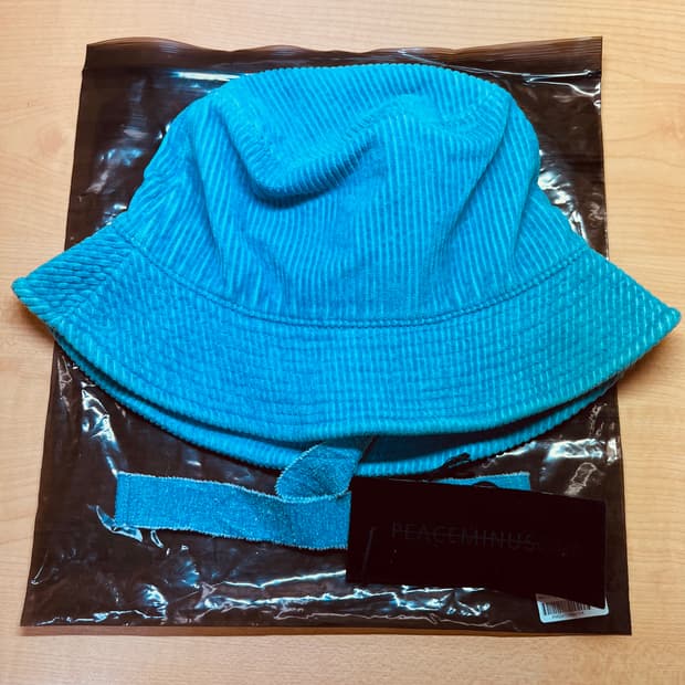 피스마이너스원 코듀로이 블루 버킷햇