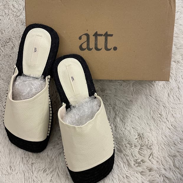 att. 어텀 뮬 슬리퍼 255 새상품
