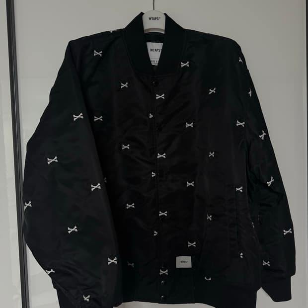 더블탭스 크로스본 팀 자켓 (새상품) 3사이즈