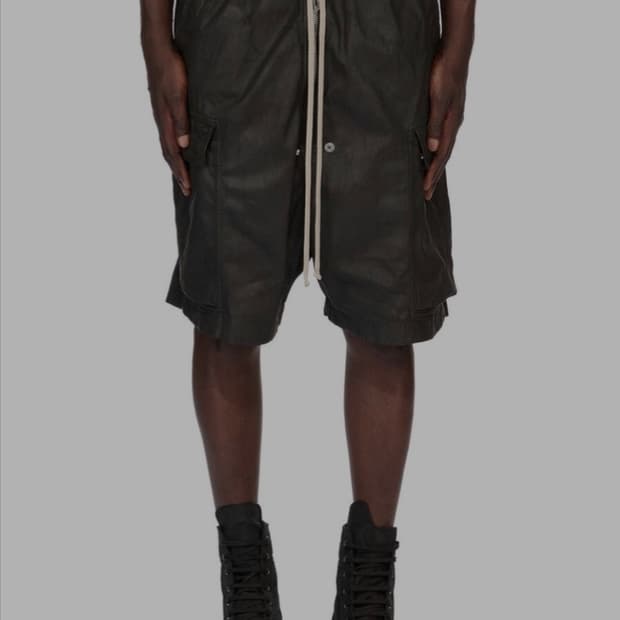릭오웬스 SS26 TEMPLE 왁스 코팅 카고 벨라 쇼츠 DBK