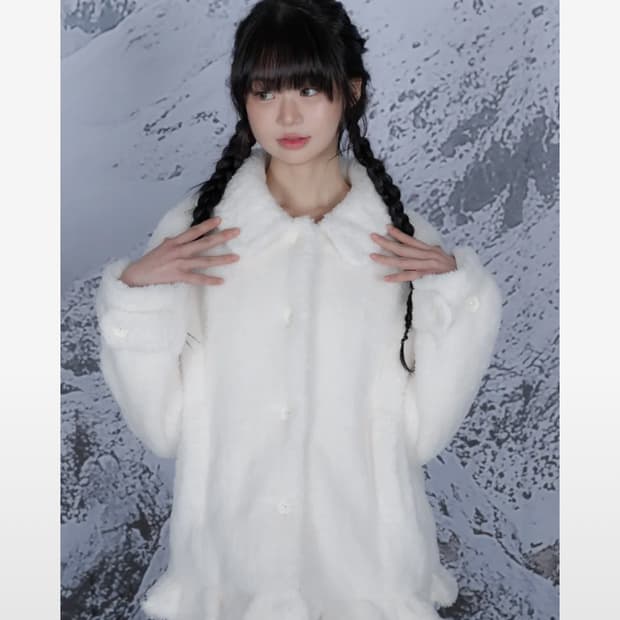 나이엔 플라워 프릴 에코 퍼 코트