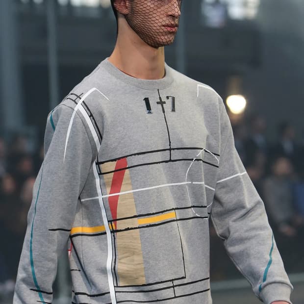 지방시 14AW 메탈 장식 기하학 맨투맨 그레이