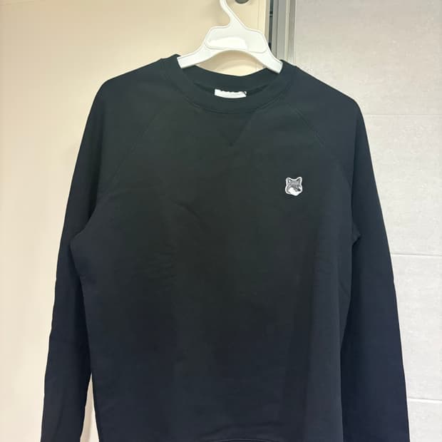 메종키츠네 맨투맨 S