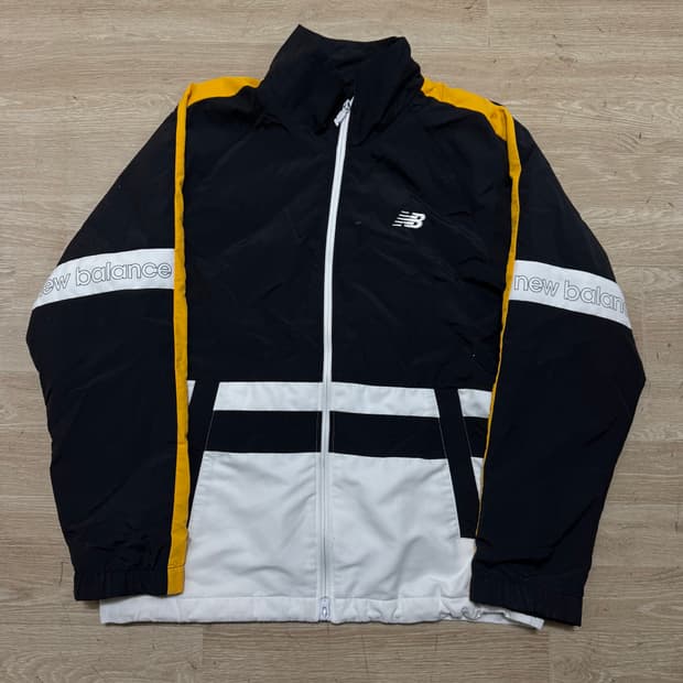 뉴발란스 올드스쿨 바람막이 자켓